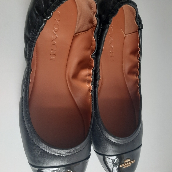Coach Shoes Black Slip On Ballet Flats Sz 5.5B - Picture 2 of 7